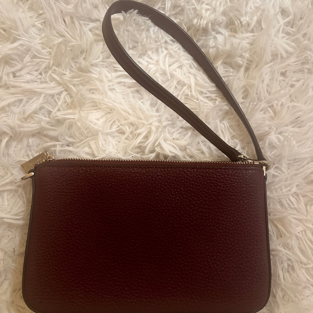 Kate Spade Leila Pebbled Leather Convertible Wristlet Cherrywood NWOT Classic - Picture 8 of 13